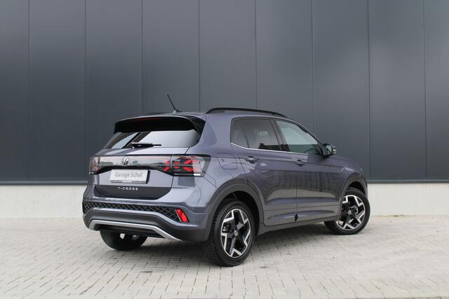 Volkswagen T-Cross 1.0 TSI R-Line 115pk - IQ Light - PDC - Stoelverwarming - Cruise - Carplay/Android - Rijklaar
