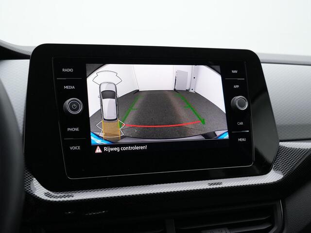 Volkswagen T-Cross 1.0 TSI 95 pk Life Edition | Trekhaak | Achteruitruitrijcamera | Stoelverwarming | Adaptive Cruise
