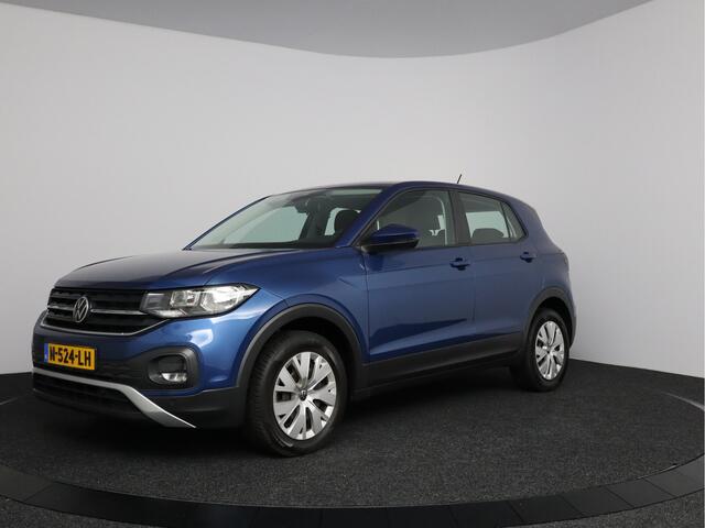 Volkswagen T-Cross 1.0 TSI Life | Parkeer assistent | Stoelen verwarmd |
