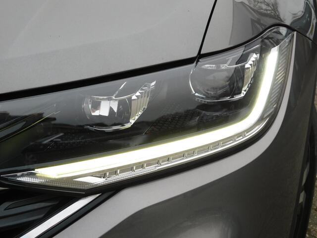 Volkswagen T-Cross 1.0 TSI/DSG Style, Led, Acc