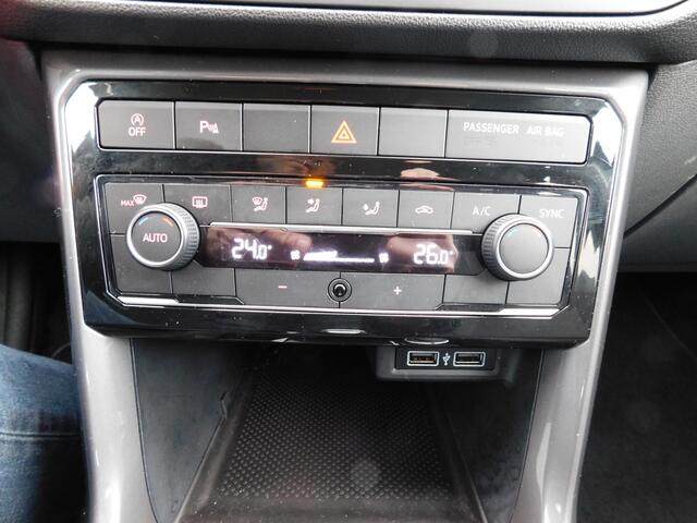 Volkswagen T-Cross 1.0 TSI/DSG Style, Led, Acc