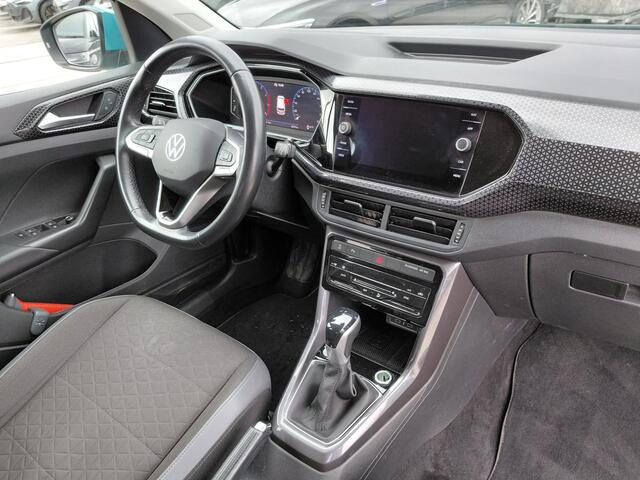 Volkswagen T-Cross 1.0 TSI Automaat Style | Multimedia | Camera | LED | Binnenkort beschikbaar