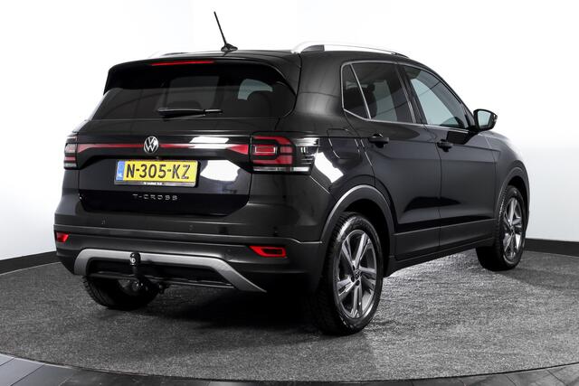 Volkswagen T-Cross 1.5 TSI 150 PK Style - Automaat | Adapt. Cruise | Stoelverw. | PDC | Camera | App. Connect | ECC | Trekhaak | LM 17" |