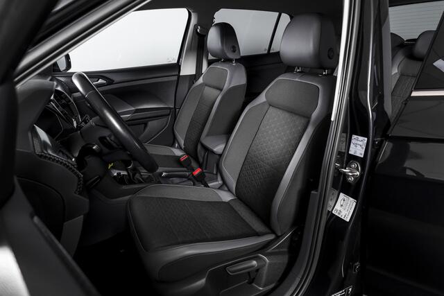 Volkswagen T-Cross 1.5 TSI 150 PK Style - Automaat | Adapt. Cruise | Stoelverw. | PDC | Camera | App. Connect | ECC | Trekhaak | LM 17" |