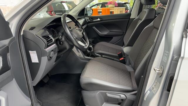 Volkswagen T-Cross 1.0 TSI Style Automaat / Trekhaak / All season banden