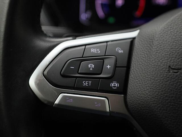 Volkswagen T-Cross 1.0TSI/110PK DSG Style · R-line exterieur · Apple/Android Car Play · Trekhaak