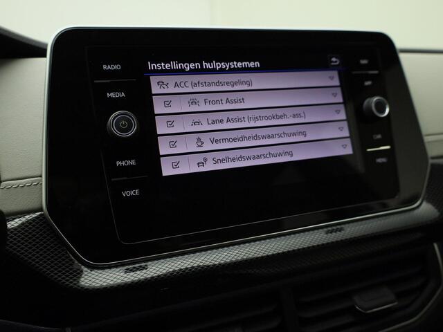 Volkswagen T-Cross 1.0TSI/116PK Style DSG · Navigatie · Camera + parkeersensoren · Apple/Android Car Play· Garantie t/m 03-02-2027