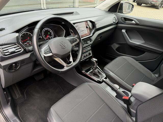 Volkswagen T-Cross 1.0 TSI AUT. *!* CARPLAY/ 18 INCH/ LED/ TREKHAAK/ CAMERA *!*