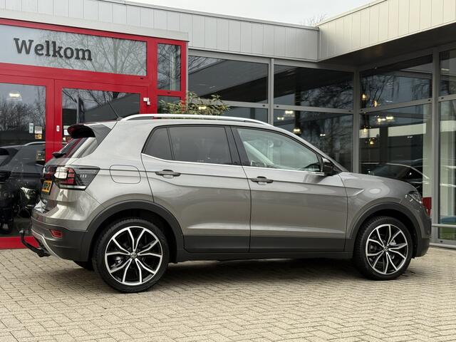 Volkswagen T-Cross 1.0 TSI AUT. *!* CARPLAY/ 18 INCH/ LED/ TREKHAAK/ CAMERA *!*