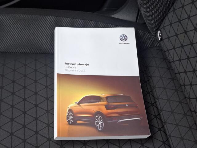Volkswagen T-Cross 1.0 TSI Style | Navigatie | LM Velgen 17" | Voorstoelen Verwarmd | Cruise Control Adaptief | Airco | LED Koplampen |