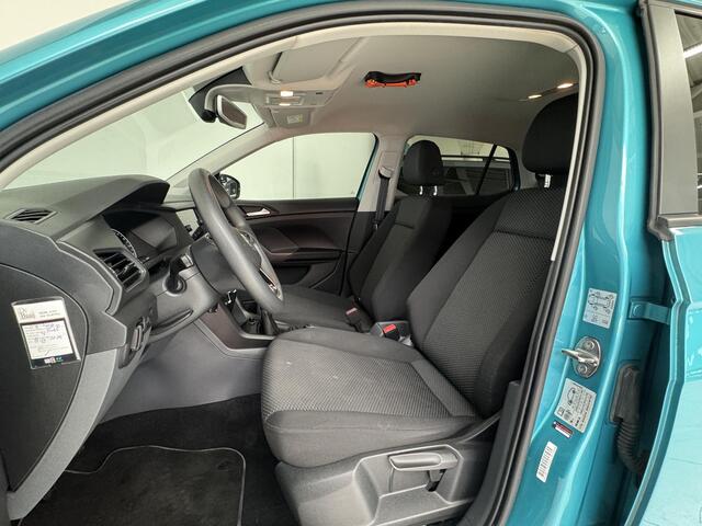Volkswagen T-Cross 1.0 TSI Life | All-Season banden | Stoelverwarming | Navigatie | Parkeersensoren V+A |
