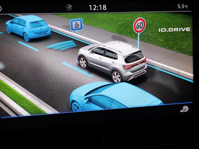 Volkswagen T-Cross Life Edition 1.0 TSI 95 PK 5 versn. Hand | Parkeersensoren | Stoelverwarming | Camera |