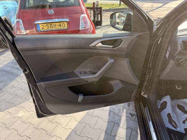 Volkswagen T-Cross 1.0 TSI R line NAP trekhaak