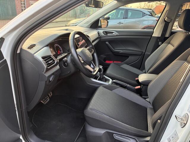 Volkswagen T-Cross 1.0 TSI STYLE! AUTOMAAT/CRUISE/CARPLAY/STOELVERWARMING