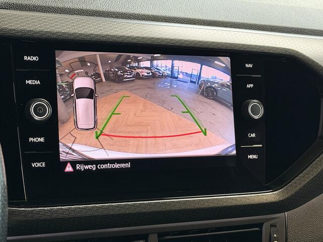 Volkswagen T-Cross 1.5 TSI 150 ACT R-Line | Navi | Beats | Camera | Virtual cockpit | 18" | ACC | Dodehoek | 100% Onderhouden!