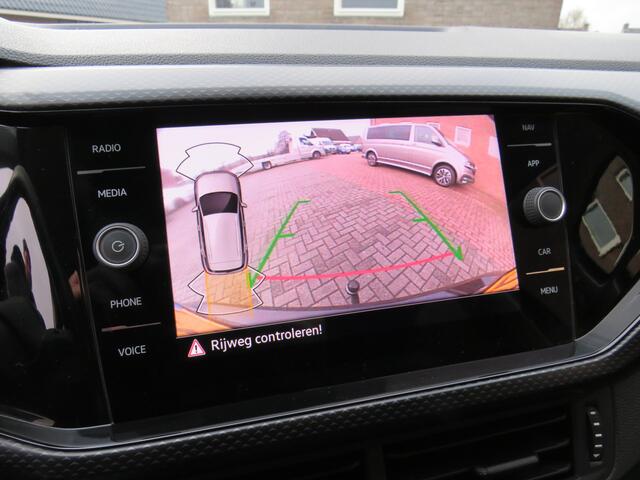 Volkswagen T-Cross 1.0 TSI 95Pk Life * Rijklaarprijs incl. garantie * Trekhaak * Camera * PDC V+A * Led Koplampen * Stoelverw. *