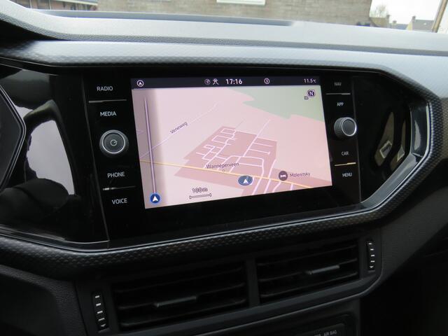 Volkswagen T-Cross 1.0 TSI 95Pk Life * Rijklaarprijs incl. garantie * Trekhaak * Camera * PDC V+A * Led Koplampen * Stoelverw. *