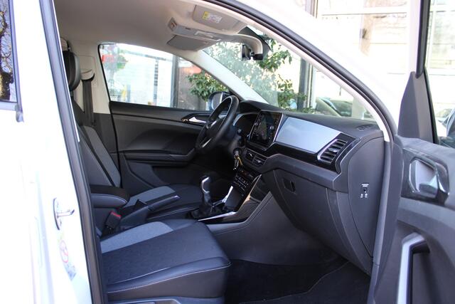 Volkswagen T-Cross TSI 115PK LIFE EDITION CARPLAY/PDC/IQ-DRIVE fabrieksgarantie