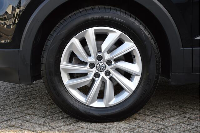 Volkswagen T-Cross 1.0 TSI Style Clima | Dodehoek assist | Adaptive Cruise | Trekhaak