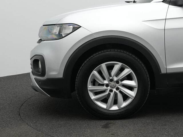 Volkswagen T-Cross 1.0 TSI 95 pk Life | Navigatie | Parkeersensoren voor/achter | Adaptive Cruise | Alarm | Carplay