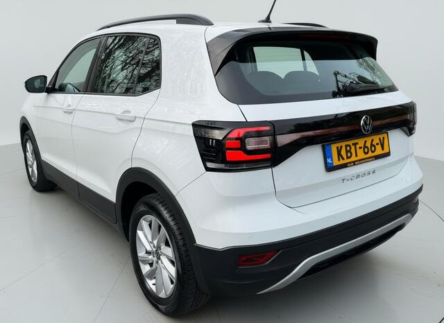 Volkswagen T-Cross 1.0 TSI 110PK LIFE CARPLAY/PDC/NAVIGATIE