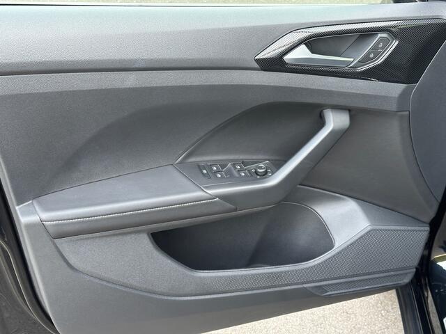 Volkswagen T-Cross 1.0 TSI Life | Navi | Climate | Led | Stoelverwarming | Adap. Cruise | 4-Season | Rijklaar incl. garantie