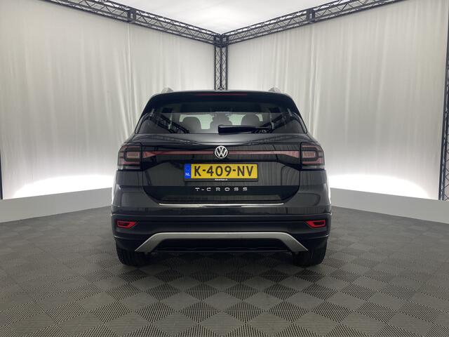 Volkswagen T-Cross 1.0 TSI Style Automaat | Navi | Dodehoek Det. | Cruise Control | Voorstoelen Verwarnd |