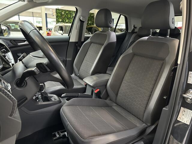 Volkswagen T-Cross 1.0 TSI Style [ TREKHAAK I CAMERA I STOELVERWARMING I CARPLAY ]