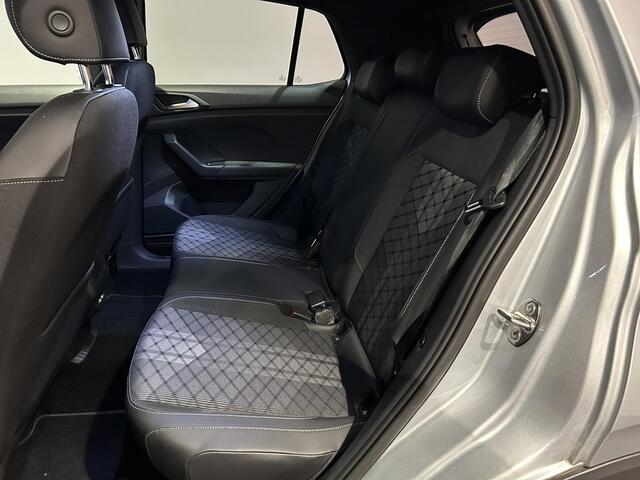 Volkswagen T-Cross 1.5 TSI R-Line Edition | Navigatie | Trekhaak | Stoelverwarming | Adaptieve cruise control |