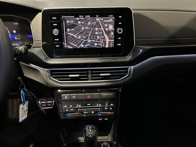 Volkswagen T-Cross 1.5 TSI R-Line Edition | Navigatie | Trekhaak | Stoelverwarming | Adaptieve cruise control |