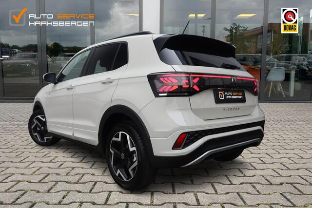 Volkswagen T-Cross 1.5 TSI R-Line | Trekhaak | Camera | ACC | Fabrieksgarantie |