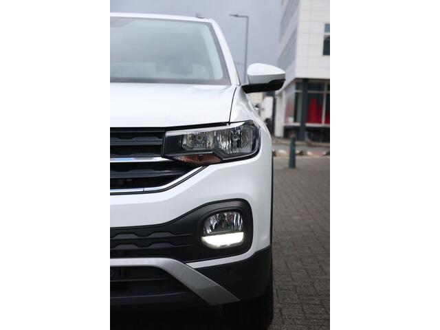 Volkswagen T-Cross 1.0 TSI side assist | front assist |