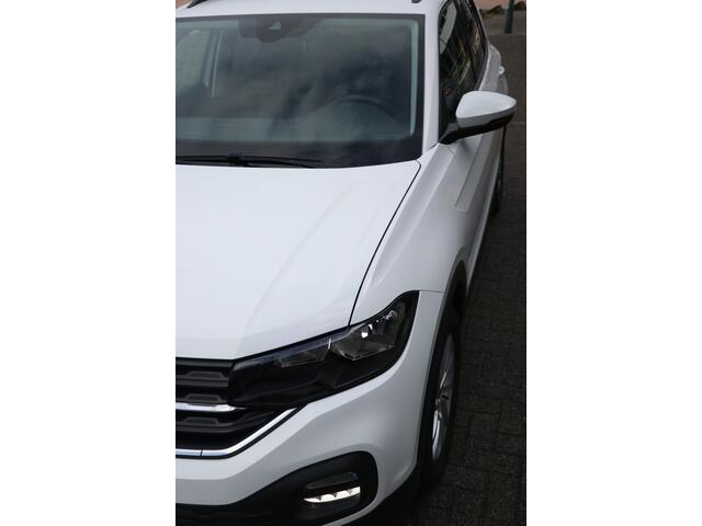 Volkswagen T-Cross 1.0 TSI side assist | front assist |