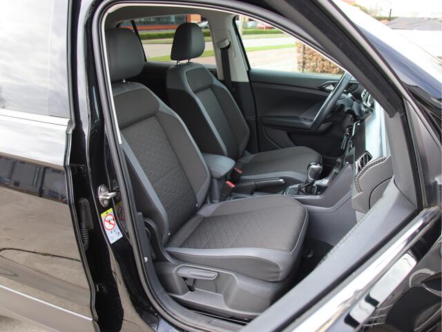 Volkswagen T-Cross 1.0 TSI Style Buss Automaat, FULL LED, Stoelvw, Carplay-Camera Prijspakker!