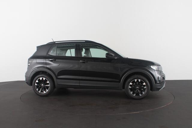 Volkswagen T-Cross 1.0 TSI Life > Achteruitrijcamera/All season banden/Navigatie...