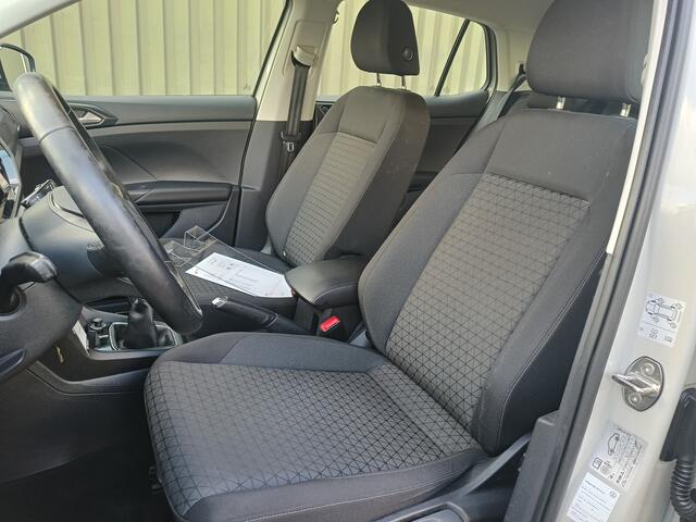 Volkswagen T-Cross 1.0 TSI Life | Airco | Adaptieve cruise control | Camera | Nap |