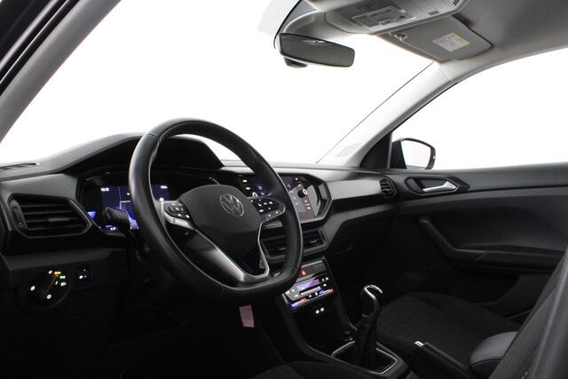 Volkswagen T-Cross 1.0 TSI Life > Camera/Smoky Gray/All season banden...