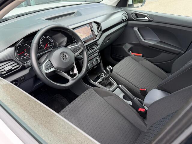 Volkswagen T-Cross 1.0 TSI Life | Trekhaak | Navi | Adap. Cruise | Dode hoek | Rijklaar incl. 1 jaar Bovag garantie