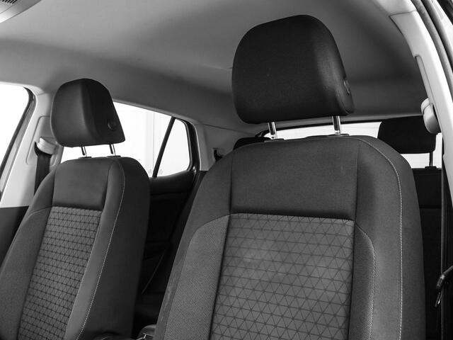 Volkswagen T-Cross 1.0 TSI 110pk DSG Life · Camera · Dodehoek Detectie · Navigatie · P-Sensoren · Airco · Getint Glas · 16'' Inch · Garantie t/m 20-09-2028 of 100.000km