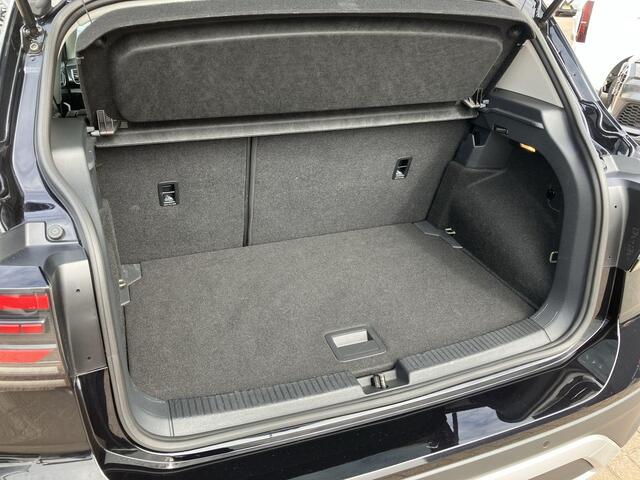 Volkswagen T-Cross 1.0TSI/95PK Goal · Apple/Android Car Play · Clima · Navigatie · LED · Stoelverwarming · Garantie t/m 17-04-2027