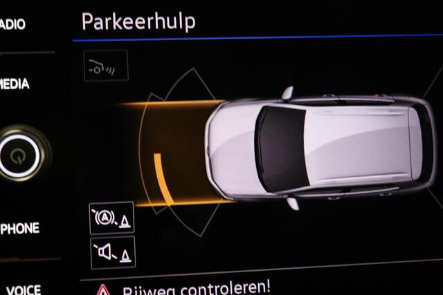 Volkswagen T-Cross 1.0 TSI Life Edition | COMFORT PACK | CLIMA | STOELVERWARMING | NAVIGATIE | CAMERA