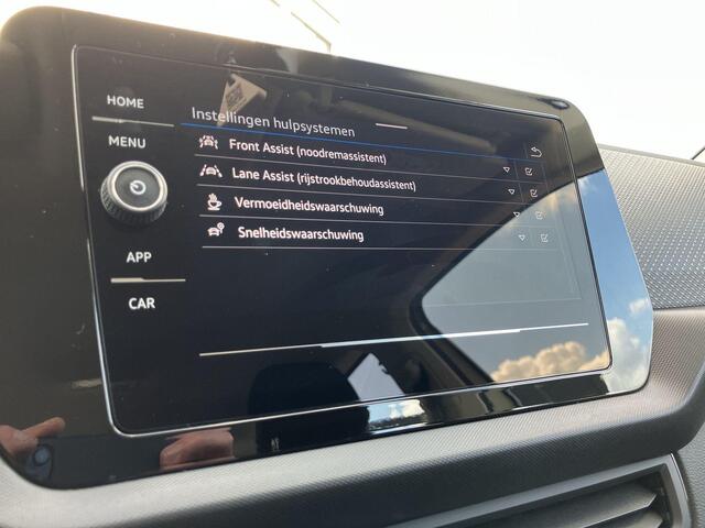 Volkswagen T-Cross 1.0TSI/95PK Edition · Cruise control · Apple/Android Car Play · Parkeersensoren · Garantie t/m 28-03-2029 of 100.000km