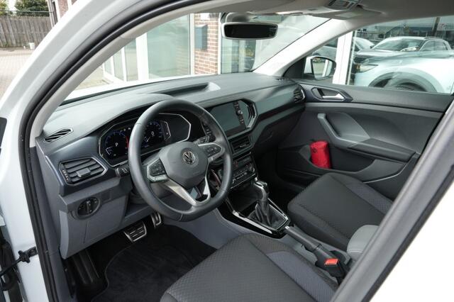 Volkswagen T-Cross 1.0 TSI STYLE BNS R/Camera/Carplay/Navi