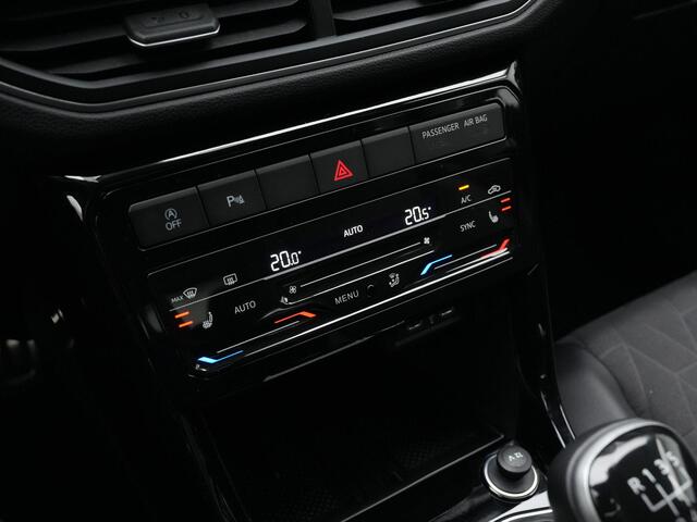 Volkswagen T-Cross 1.0 TSI 95 pk Life Goal Edition | Stoelverwarming | Adaptive Cruise | Navigatie | Parkeersensoren voor/achter | Carplay