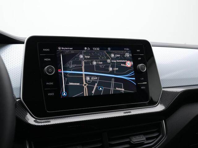 Volkswagen T-Cross 1.0 TSI 95 pk Life Goal Edition | Stoelverwarming | Adaptive Cruise | Navigatie | Parkeersensoren voor/achter | Carplay