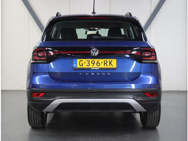 Volkswagen T-Cross 1.0 TSI Life | 2de eigenaar | Airco | Adaptief Cruise Control | Armsteun | AppleCarPlay/AndroidAuto | Navigatie | LED | Isofix | DAB Radio | Dodehoek Detectie |