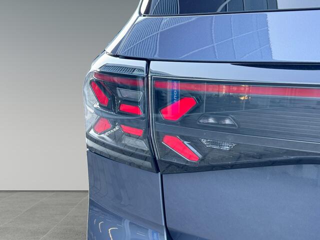 Volkswagen T-Cross 1.5 150pk TSI R-Line Edition Navigatie 'Discover Media' | Trekhaak afneembaar | Achteruitrijcamera 'Rear View'