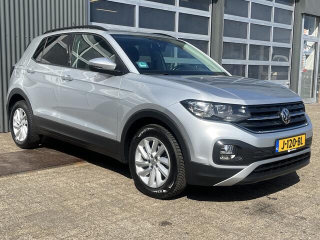 Volkswagen T-Cross 1.0 TSI Life DSG Airco Trekhaak cruise controle Digitaal display Apple carplay Navigatiesysteem Achterruitrij camera Stuurwielbediening