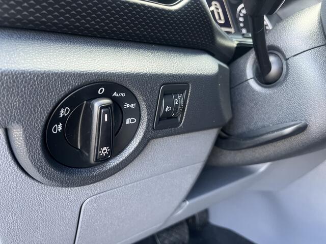 Volkswagen T-Cross 1.0 TSI Life DSG Airco Trekhaak cruise controle Digitaal display Apple carplay Navigatiesysteem Achterruitrij camera Stuurwielbediening