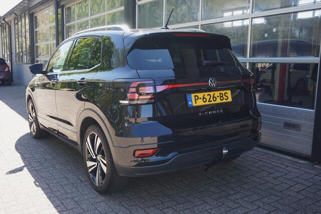 Volkswagen T-Cross 1.5 TSI Style Business R Navi/Camera/Trekhaak!